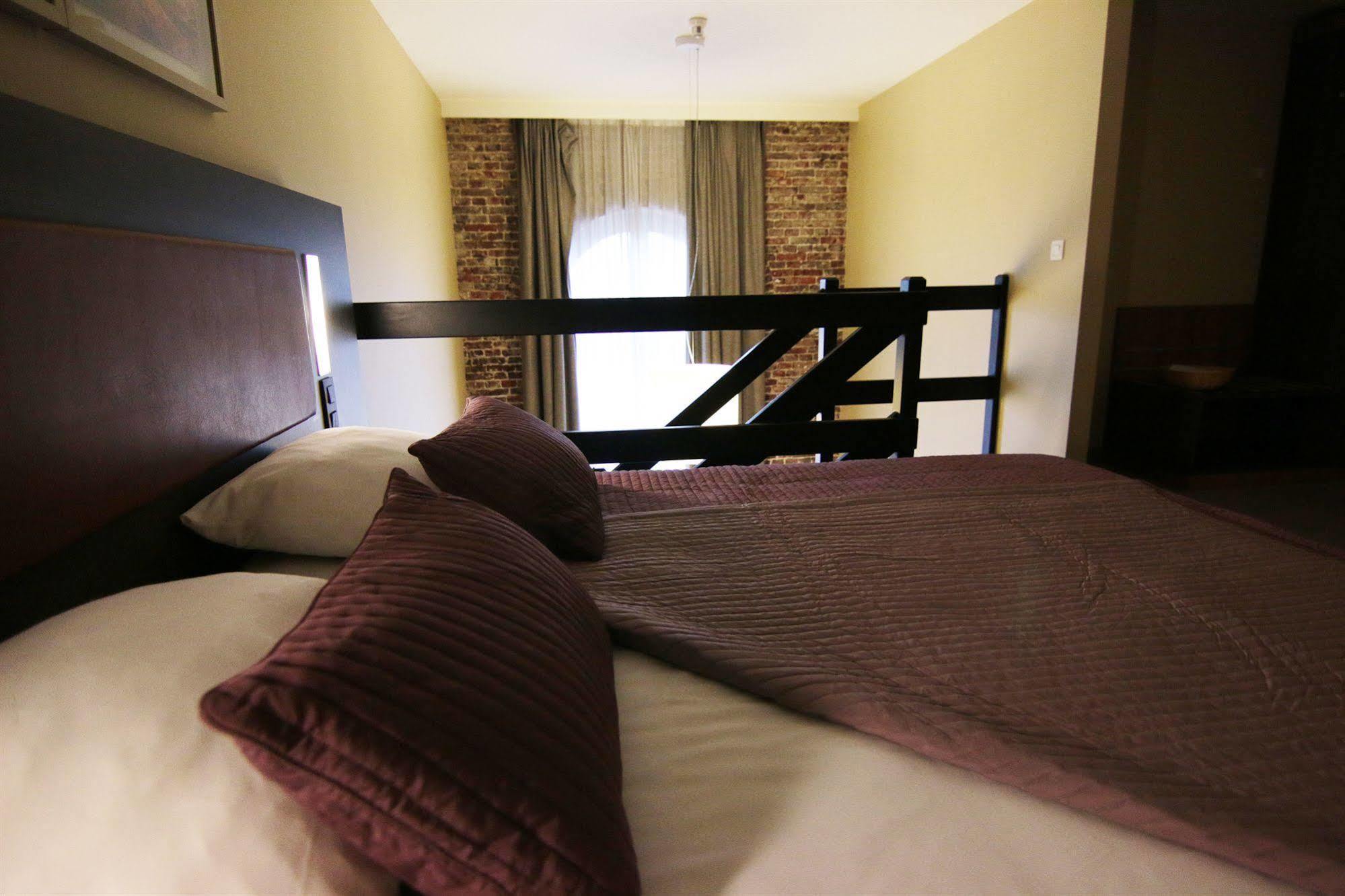 Het Godshuis Hotel Sint-Laureins Zewnętrze zdjęcie